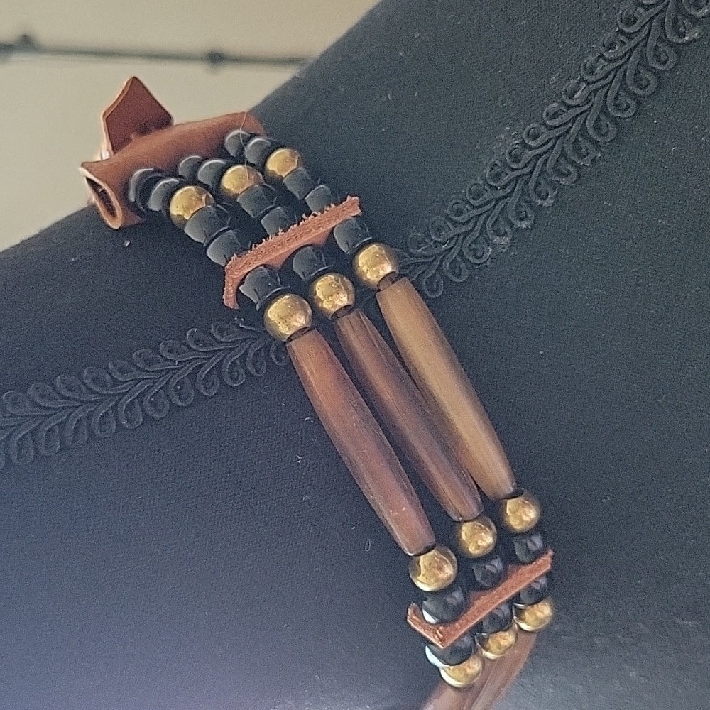 Hand Crafted 3 Stack Beaded Choker Necklace - Picture 8 of 9